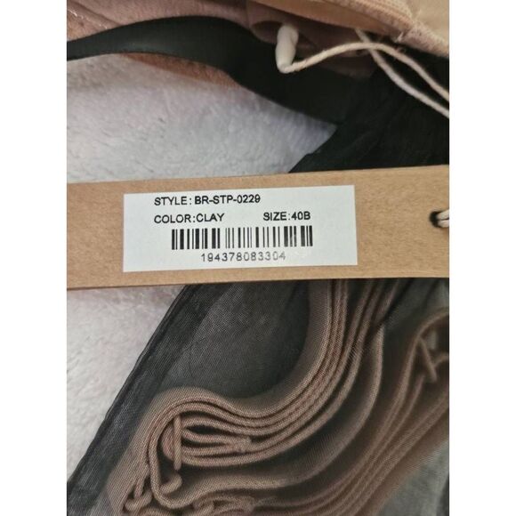 Skims underwire convertible bra Nwt - Picture 8 of 9